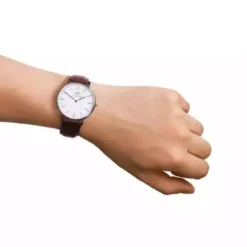 Daniel Wellington Classic miesten kello DW00100021