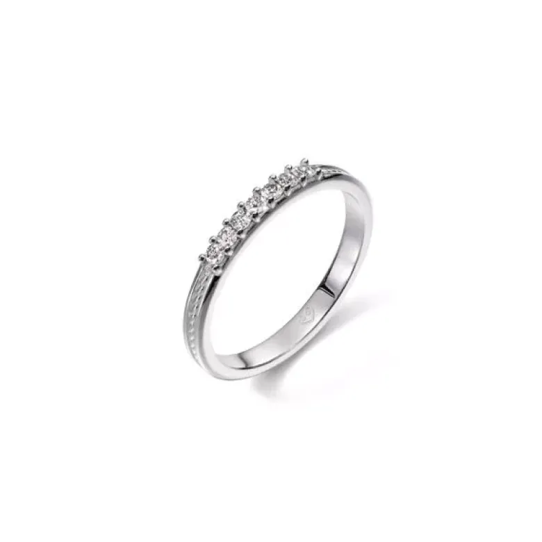 Kalevala Love timanttisormus valkokulta 541000112D