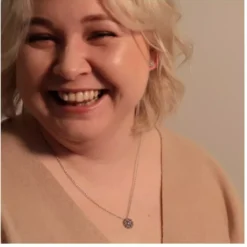 Lumoava Daisy hopeakaulaketju L56228130000
