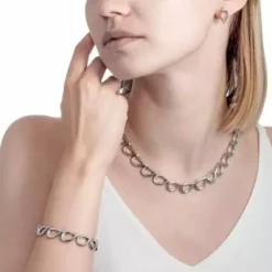 Lumoava Hetki hopearanneketju/koru 5332 10 000