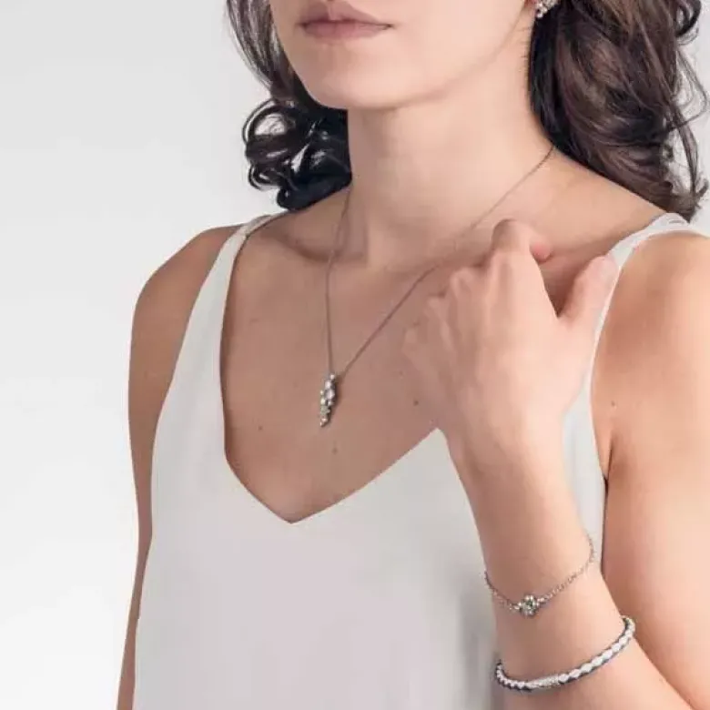 Lumoava Loisto hopeakorvakorut L54209500000