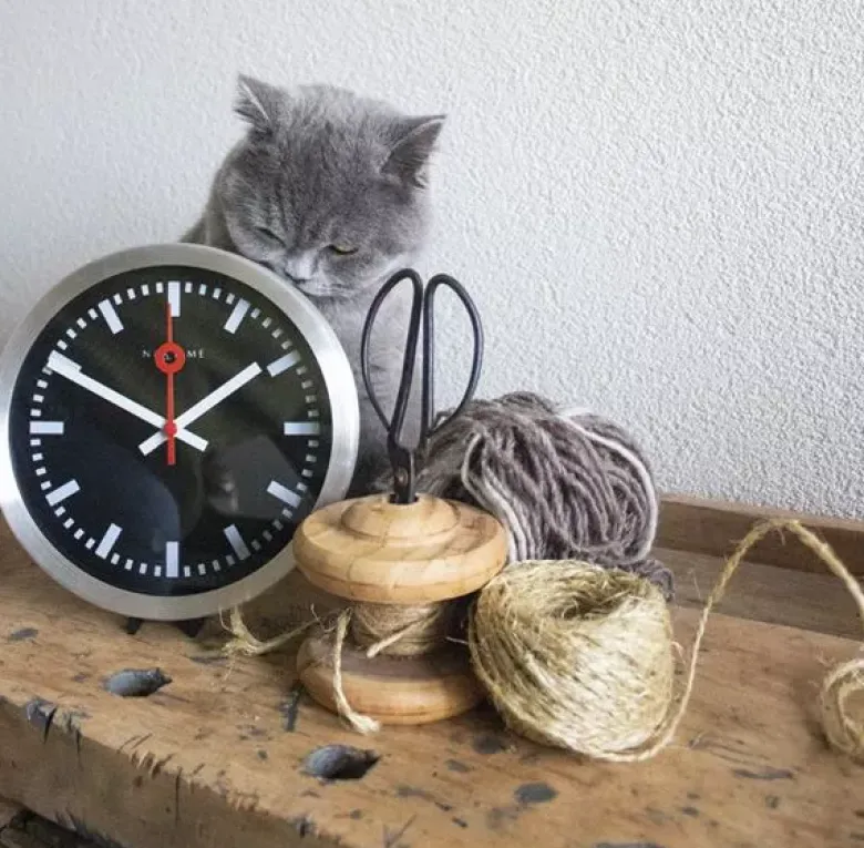 Nextime Station seinäkello 3998STZW