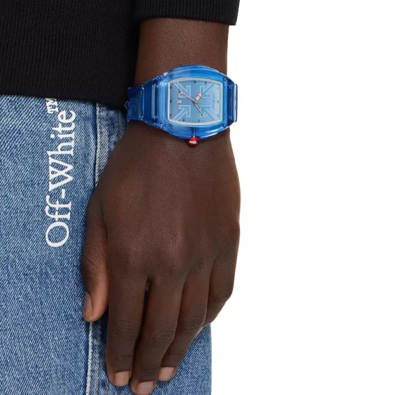 Off White Beat kello OW1G003P0235